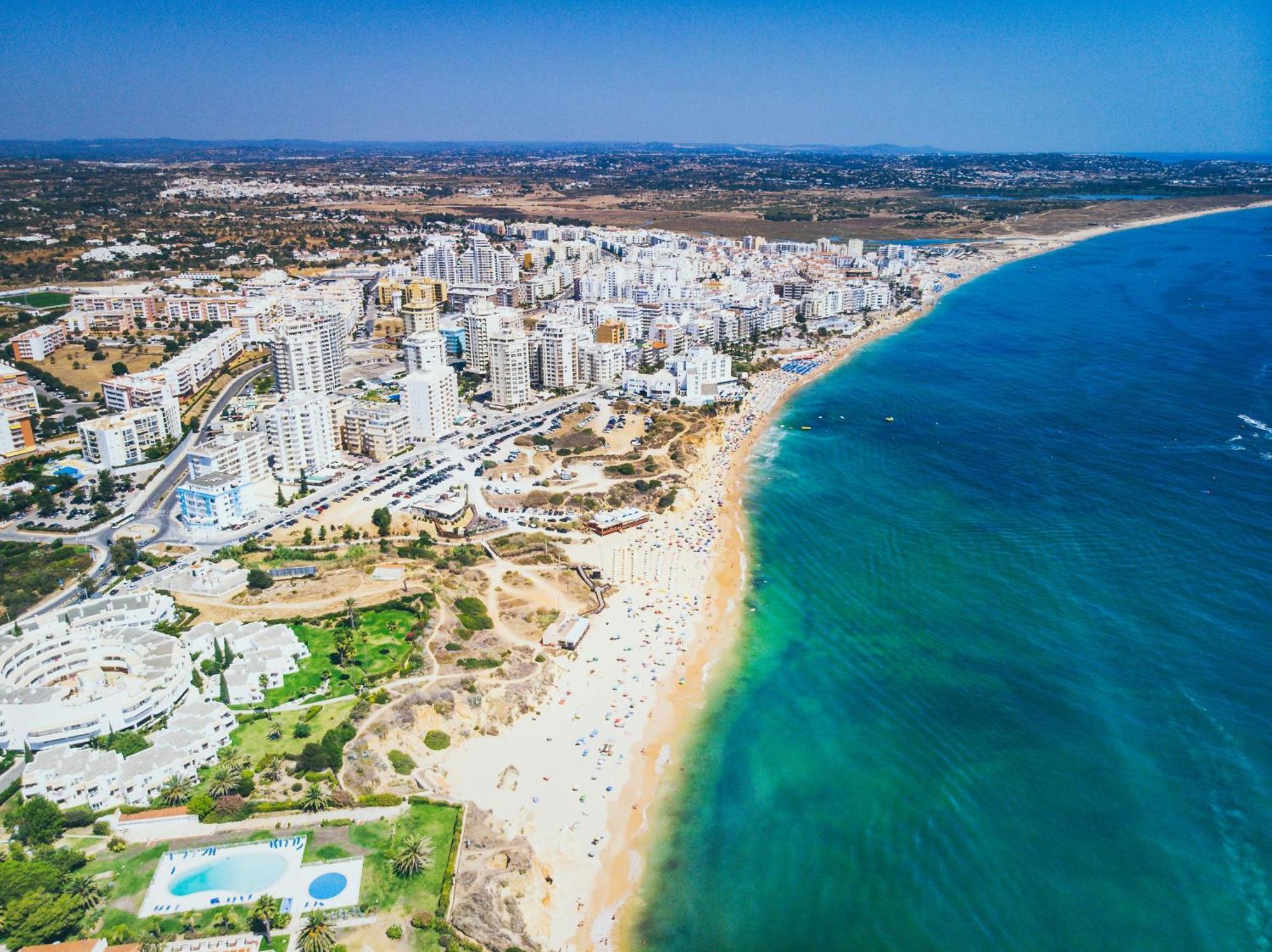 דירות Armacao De Pera Brightness 2 With Pool By Homing מראה חיצוני תמונה